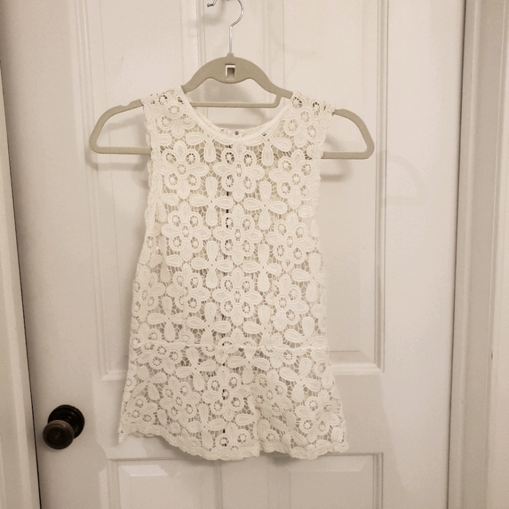 INTERMIX White Doily Top